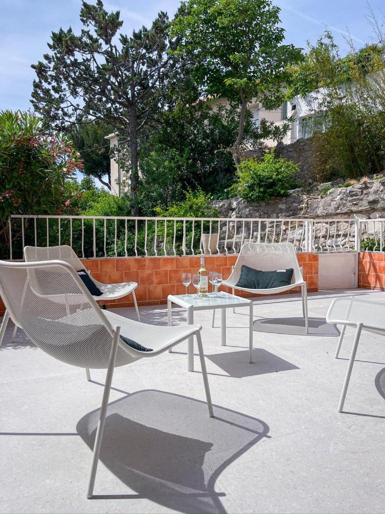 Immersione - Clim - Terrasse Jardin - Centre Ville Кассі Екстер'єр фото